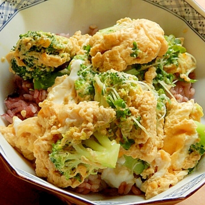 5分！？大盛り❤ブロッコリーのダイエット親子丼♪